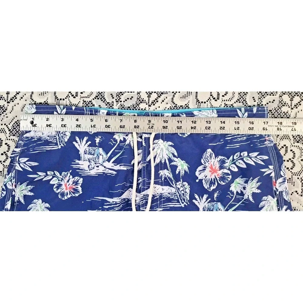 Chaps Men's Size M Geometric Print Board‎ Shorts Polyester Swim Trunks Hawaiian